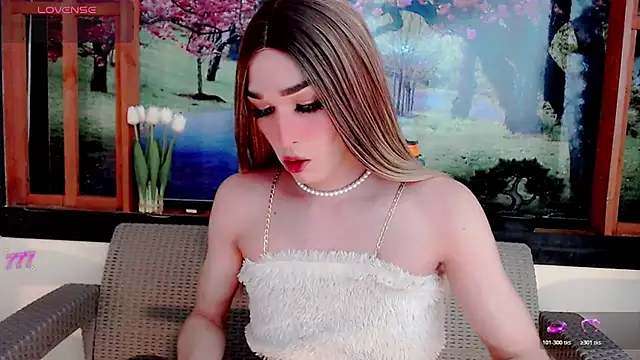 Snapshot of britanny_noroeste chatting on June 14, 2026, 8:00 pm britanny noroeste online show from June 14, 2026, 8:00 pm