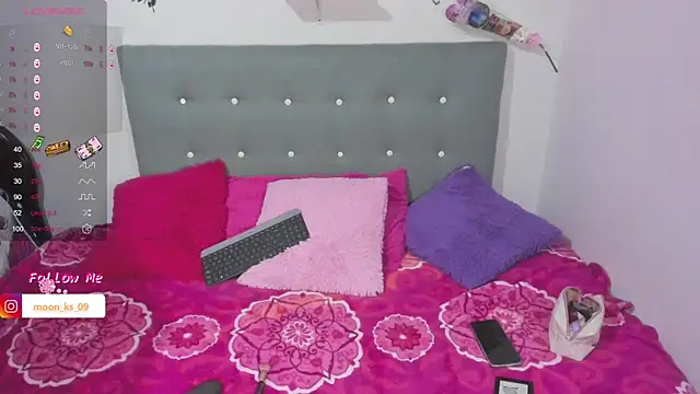 Snapshot of tammy_moon09_ chatting on July 10, 2026, 10:18 am tammy moon09 online show from July 10, 2026, 10:18 am