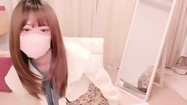 JUNjun   online show from April 8, 2026, 3:39 am