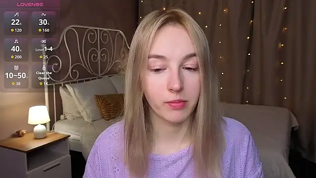 Shy Polly online show from April 22, 2026, 12:02 am