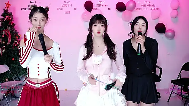 CM---002 online show from February 25, 2026, 1:26 am