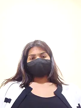 Lovely girl- online show from March 31, 2026, 5:19 am