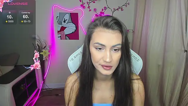 Snapshot of AdeleLuu chatting on November 30, 2025, 1:20 am AdeleLuu online show from November 30, 2025, 1:20 am