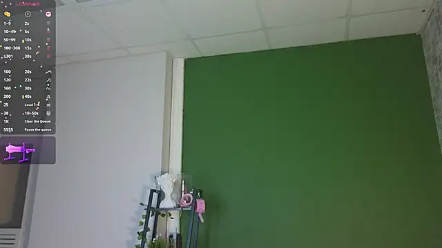 Snapshot of Vlada_vv chatting on April 8, 2026, 5:40 am Vlada vv online show from April 8, 2026, 5:40 am