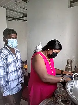 Snapshot of Desicouple1706 chatting on January 12, 2026, 8:08 am Desicouple1706 online show from January 12, 2026, 8:08 am