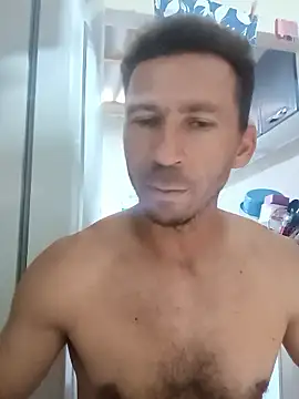 RobertoLuiz84 online show from January 17, 2026, 4:43 pm