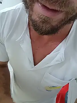 RobertoLuiz84 online show from May 14, 2026, 4:58 pm
