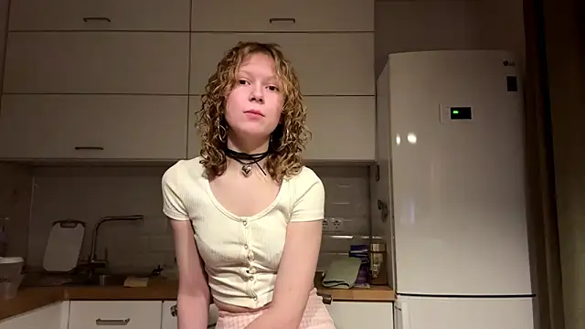 ElfriedaZwack online show from January 6, 2026, 2:54 pm