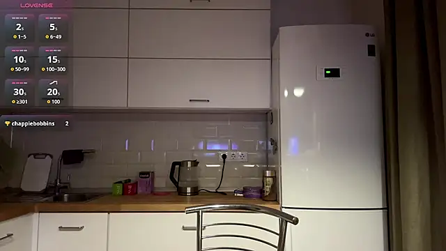 ElfriedaZwack online show from February 3, 2026, 2:44 pm