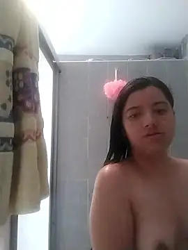Snapshot of Chaparrita13 chatting on January 18, 2026, 8:34 pm Chaparrita13 online show from January 18, 2026, 8:34 pm