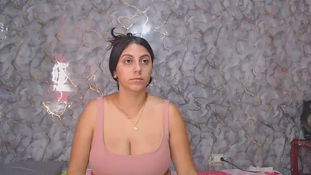 miarouse1531 online show from March 24, 2026, 8:25 pm