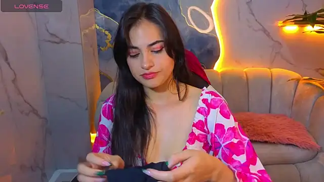 Anny Star Tx online show from April 15, 2026, 7:58 pm