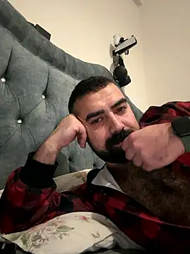 Snapshot of Ali2413 chatting on January 10, 2026, 10:58 pm Ali2413 online show from January 10, 2026, 10:58 pm