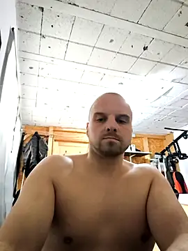 Phoenix2310 online show from December 15, 2025, 10:19 am