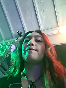 Eveeelyn25 online show from March 28, 2026, 12:43 am