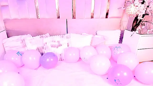 Naomistart online show from April 5, 2026, 5:59 am