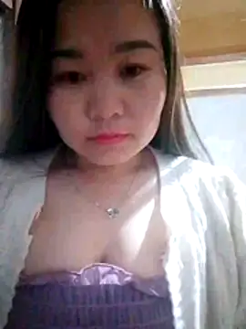 One-two22 online show from November 30, 2025, 9:30 pm