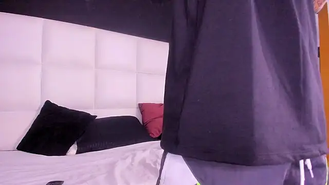 Andrew sanders68 online show from January 13, 2026, 7:30 pm