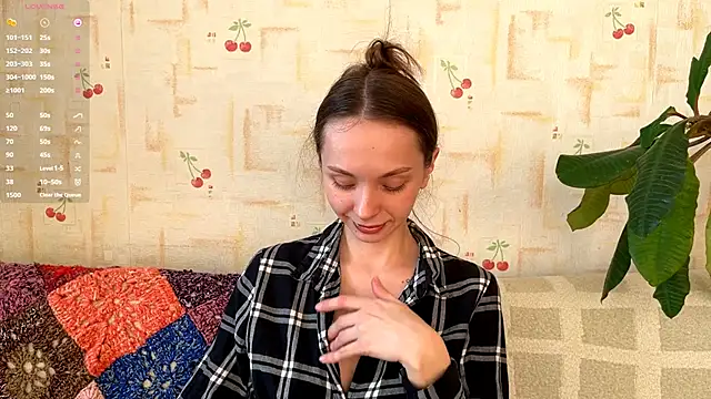 PaulaTisch online show from February 20, 2026, 2:06 pm