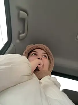 Snapshot of KateBurlesk chatting on January 19, 2026, 9:02 am KateBurlesk online show from January 19, 2026, 9:02 am