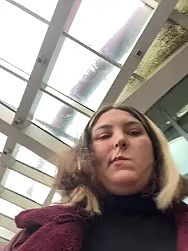 Snapshot of KateBurlesk chatting on February 10, 2026, 8:07 am KateBurlesk online show from February 10, 2026, 8:07 am