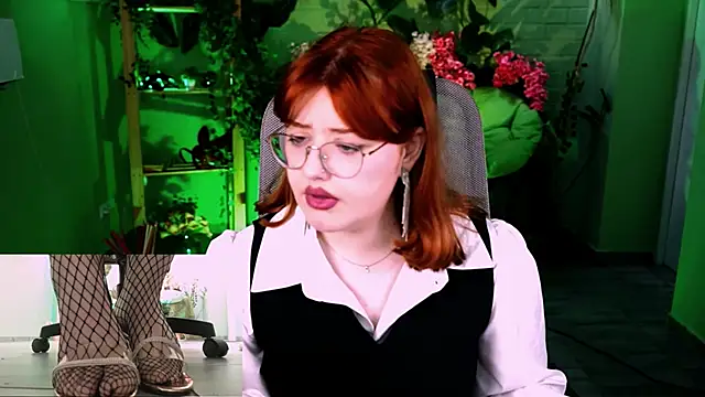 StaceyJensen online show from April 21, 2026, 8:42 am