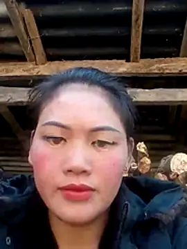 lynae-0 online show from November 30, 2025, 6:06 am