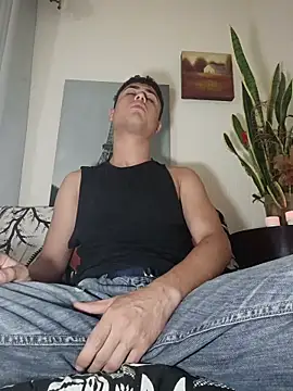 Cute eliot online show from November 30, 2025, 12:25 am