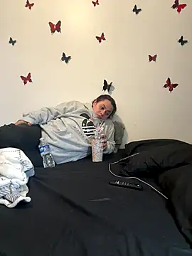 Snapshot of sexicolombiana_ chatting on December 16, 2025, 10:48 pm sexicolombiana online show from December 16, 2025, 10:48 pm