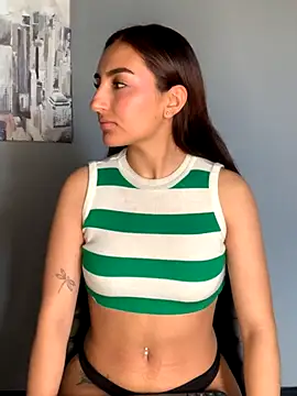 ZoeJohnson Pink online show from November 24, 2025, 3:01 pm