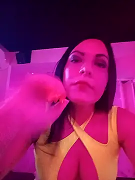 Morena ojazos travieza-39 online show from February 20, 2026, 2:30 am