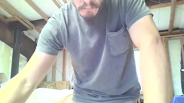 Snapshot of Ruggeddude8 chatting on January 12, 2026, 9:53 pm Ruggeddude8 online show from January 12, 2026, 9:53 pm