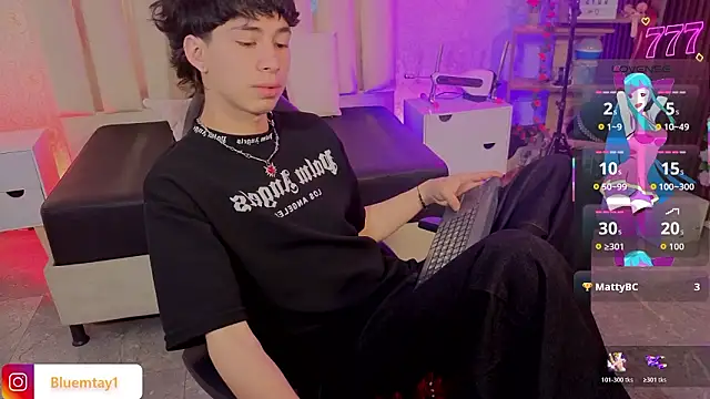 kaelwolf tay online show from March 21, 2026, 7:39 pm