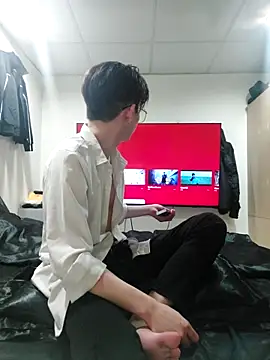 twtung tung online show from November 30, 2025, 4:33 pm