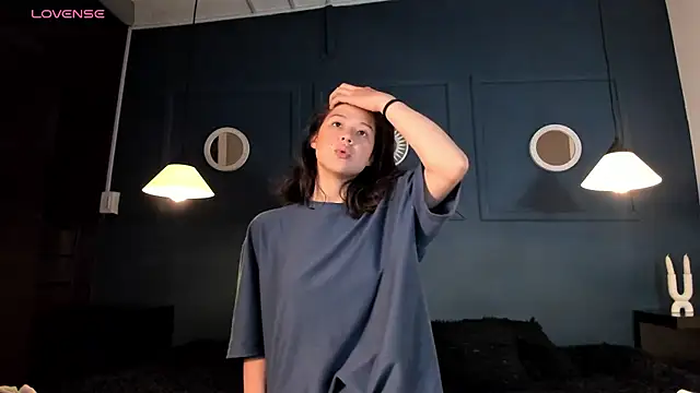 Skyy bloom online show from March 22, 2026, 12:41 pm