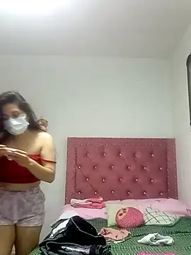 Snapshot of dulcecielo_ chatting on January 8, 2026, 5:04 pm dulcecielo online show from January 8, 2026, 5:04 pm