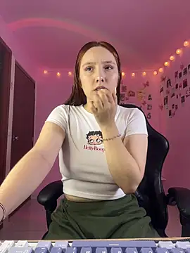 Davne  online show from February 19, 2026, 2:29 am