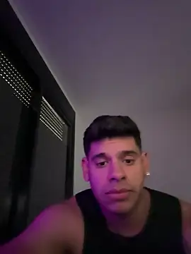 FireErik online show from November 24, 2025, 4:18 pm