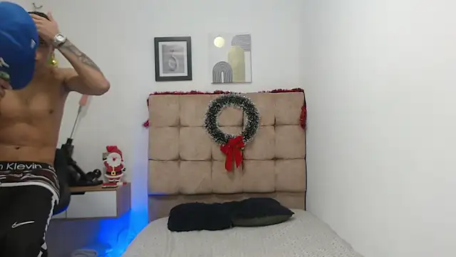 RhythmSensualXX online show from December 2, 2025, 2:56 pm