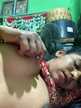 Uma sain online show from April 11, 2026, 9:52 pm