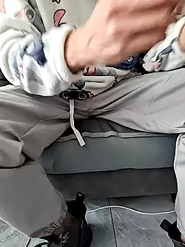 micai fengbei online show from March 29, 2026, 4:12 am