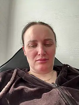 Snapshot of TomilaSi chatting on February 19, 2026, 11:39 am TomilaSi online show from February 19, 2026, 11:39 am