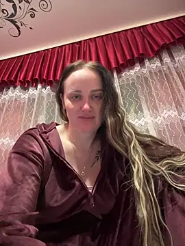 Snapshot of TomilaSi chatting on March 9, 2026, 10:36 pm TomilaSi online show from March 9, 2026, 10:36 pm