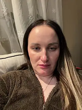 Snapshot of TomilaSi chatting on March 23, 2026, 10:58 pm TomilaSi online show from March 23, 2026, 10:58 pm