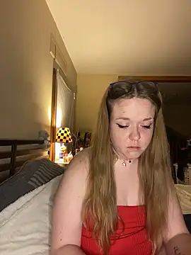 SmirkFans online show from February 13, 2026, 2:29 am