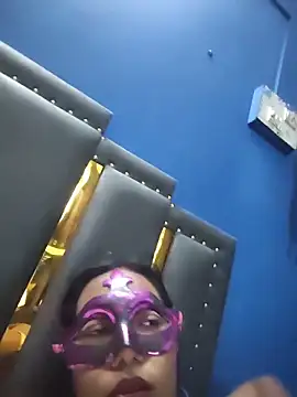 aarti03fb online show from March 19, 2026, 11:36 am