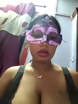 aarti03fb online show from July 1, 2026, 6:40 pm