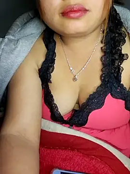 Snapshot of mai-mai-97 chatting on January 6, 2026, 6:11 pm mai-mai-97 online show from January 6, 2026, 6:11 pm