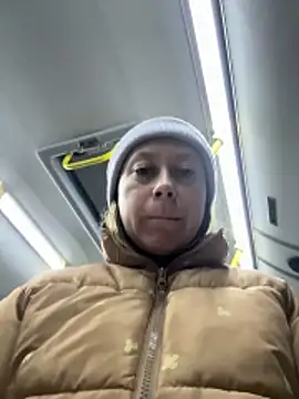 Brooke lover online show from March 18, 2026, 6:55 pm