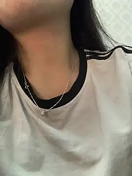 lana-kan online show from March 27, 2026, 1:33 pm